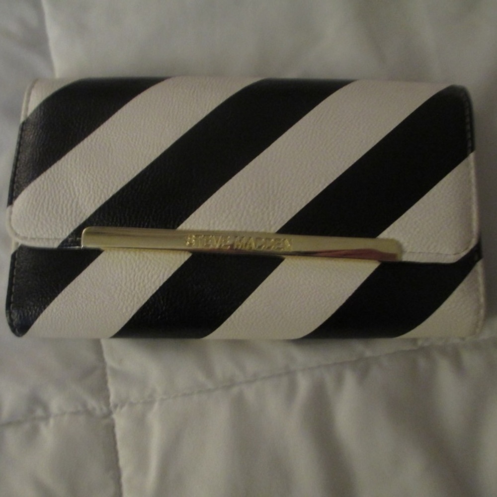 Steve Madden Wallet